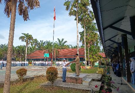 SMA negeri 7 Tebo peringati hari pahlawan Nasional
