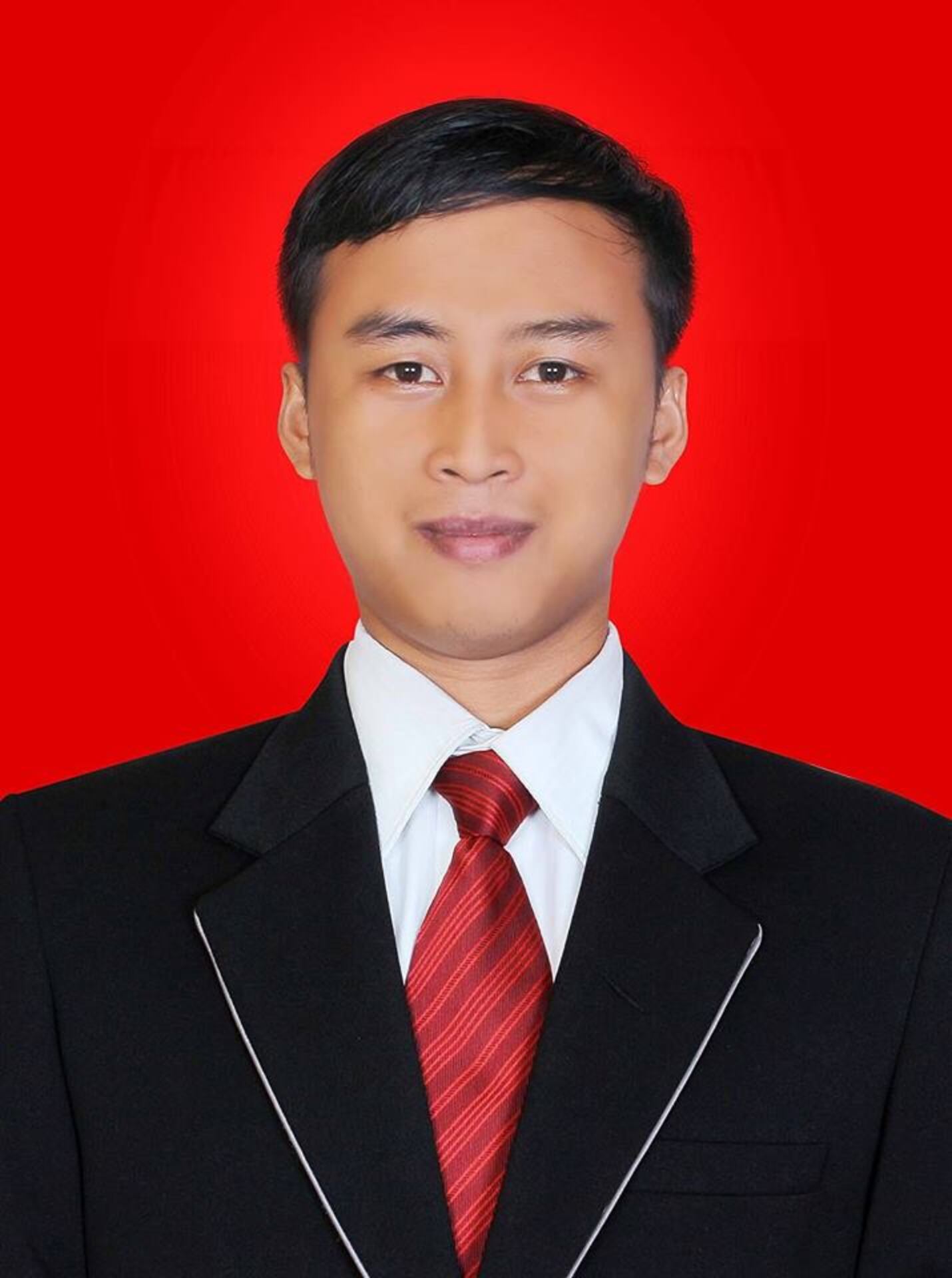 <center>Wali Kelas dan Pembina Ekstra <br>DEDI ROHMANU, S.Pd</center>